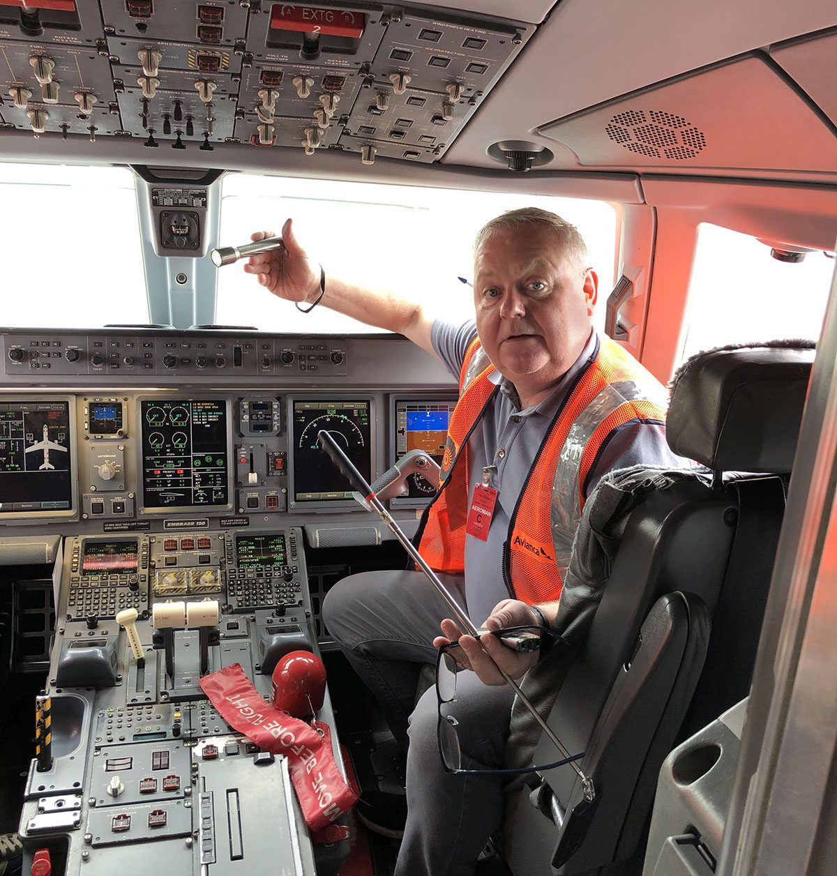 Graham on board as Avianca return a Embraer E190